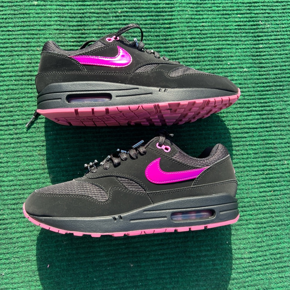 Nike Air Max 1 Premium 'Valentine’s Day Pack - Black' Men’s Size 10 Women’s Size